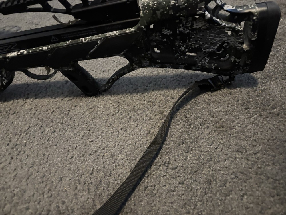Stryker Strykezone 380 Daryl Dixon Crossbow Optifade
