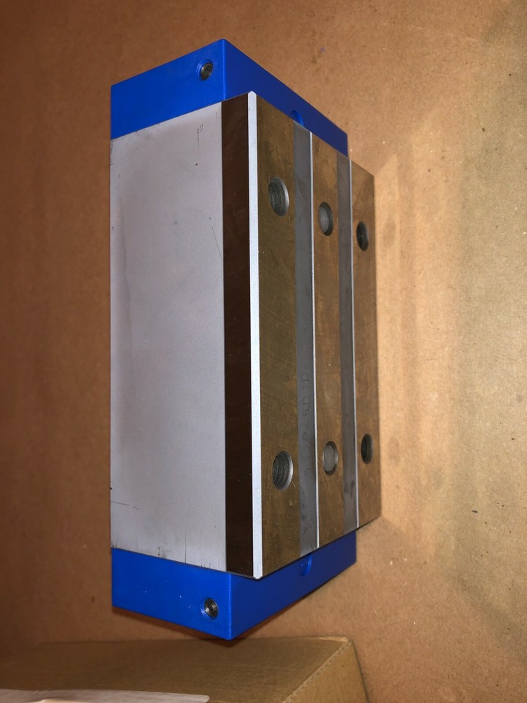 NEW THOMSON 512P45D1D STANDARD PROFILE 45mm LINEAR RAIL ROLLER CARRIAGE BLOCK
