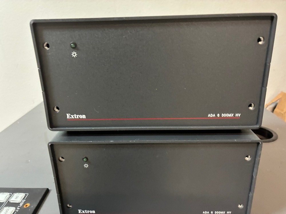 Extron ADA 6 300MX HV, 8 Channels Tested Working Excellent condition