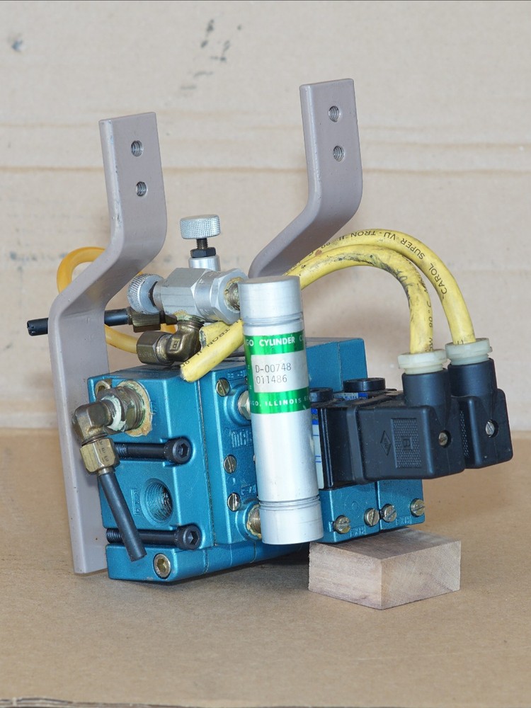 Didde Web Press Air Solenoid Assembly (MAC Valves 913B-PM-111JM & 913A-RA)