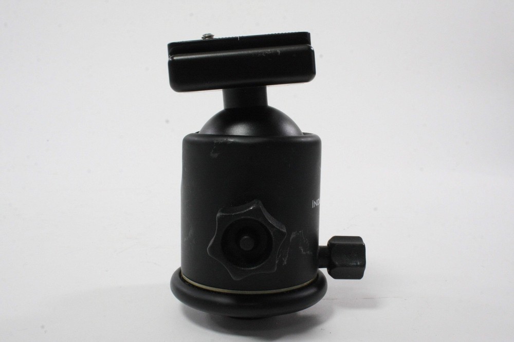 Induro BHD2 Ball Head with Arca-Swiss Plate