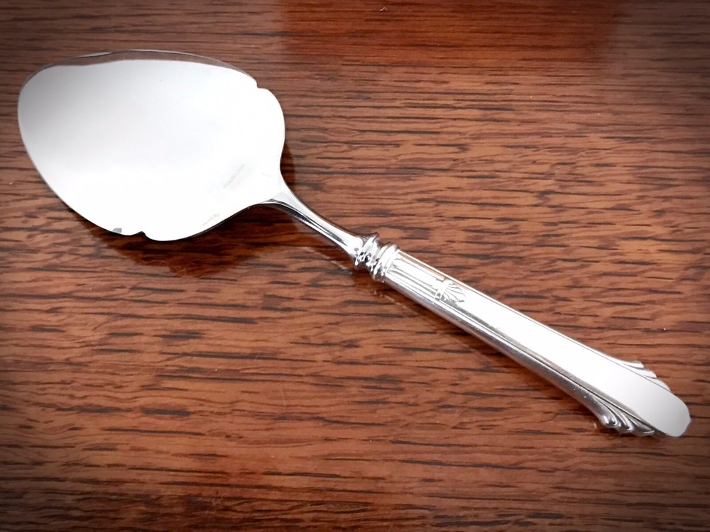 Beautiful Vintage Silver? Handle Pie/Cake Server - Stainless - 10”