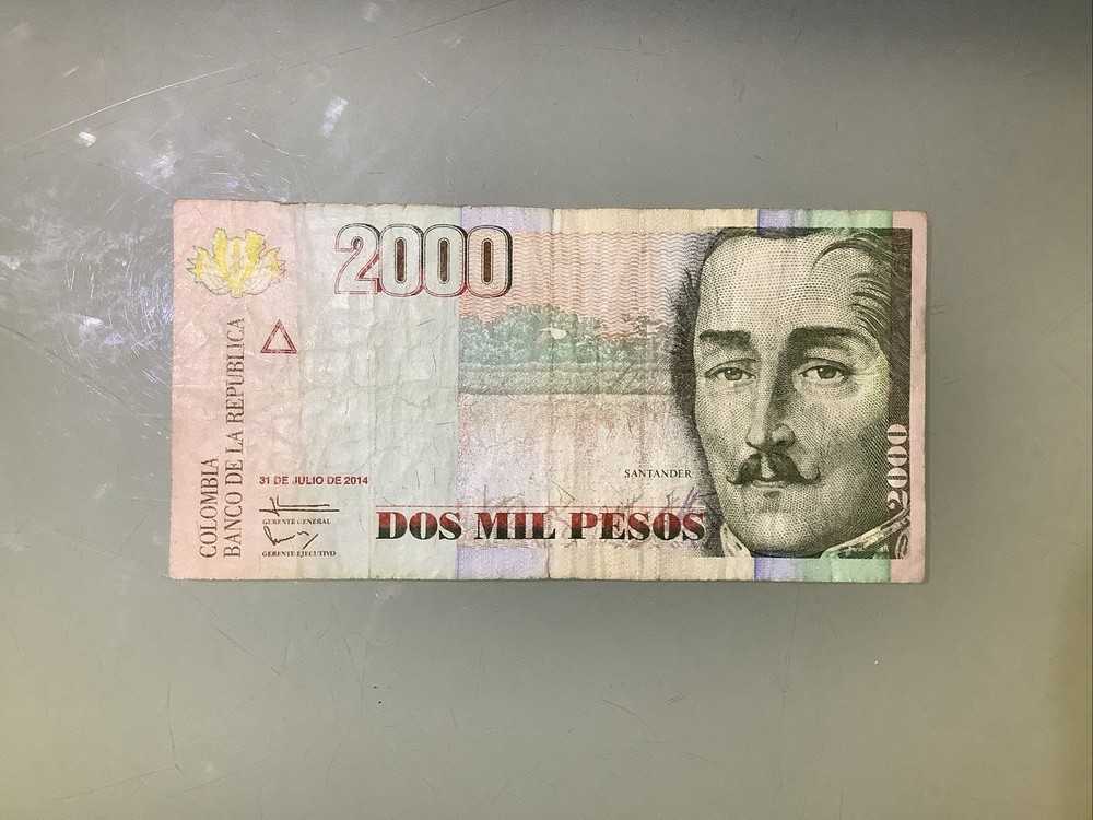 Colombia 2000 Pesos 2014 Circulated