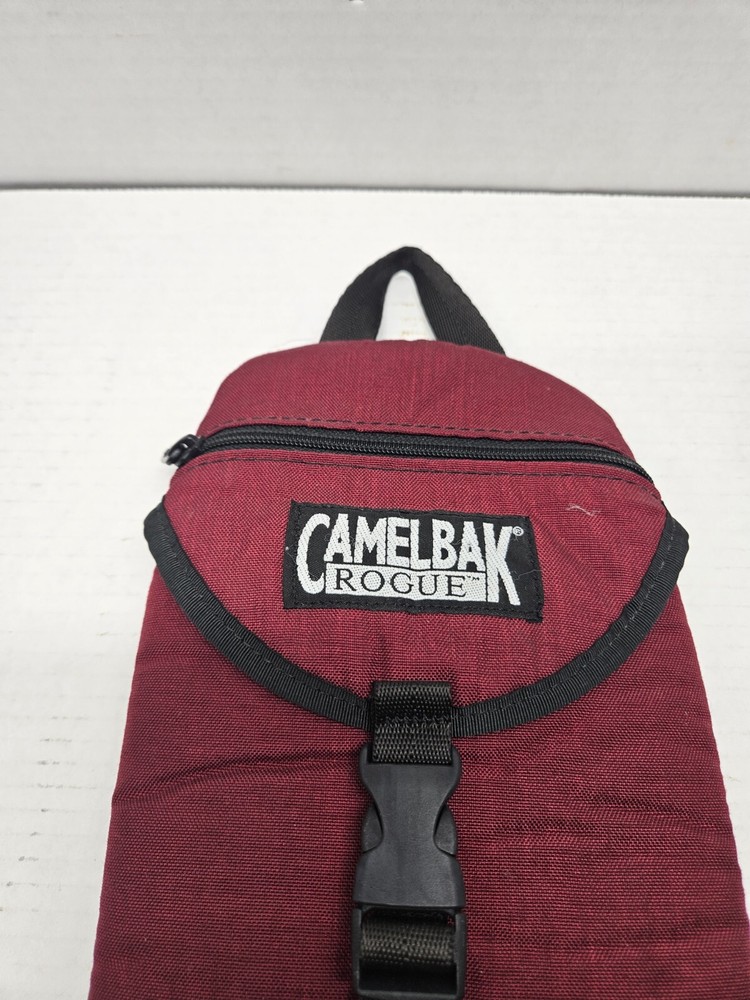 Camelbak Rogue Hydration Backpack 2L Bladder Maroon Black EUC Clean Hiking Walk