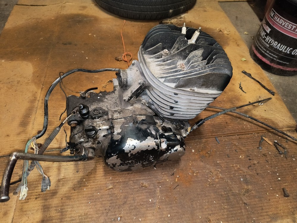 1973 Yamaha RT 360 engine good compression
