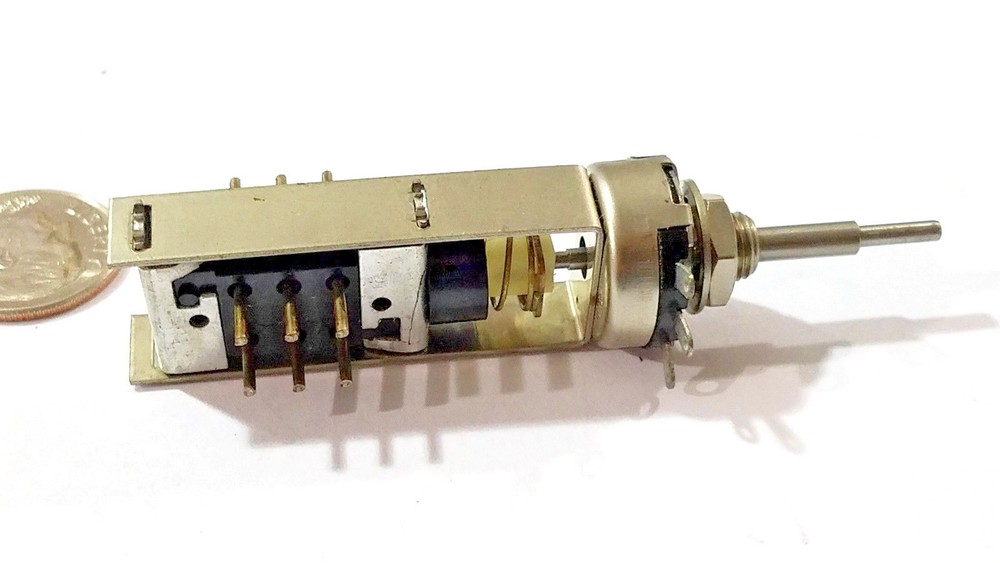Keysight 2100-3209 Resistor, push switch