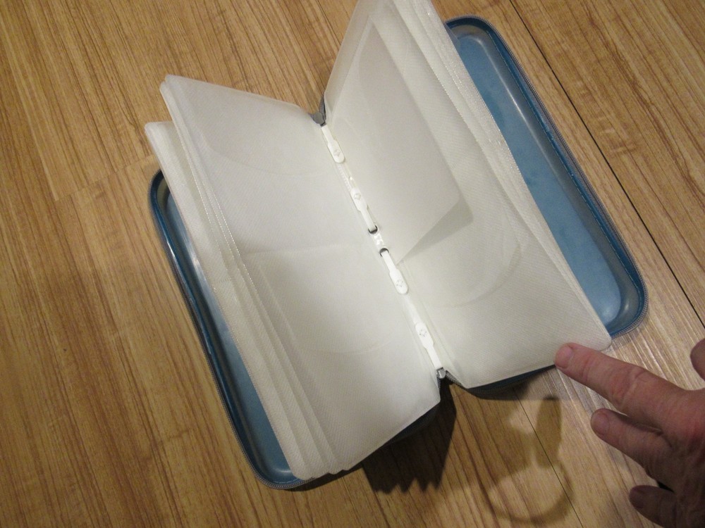 Blue DVD/CD Holder case/Holds 48