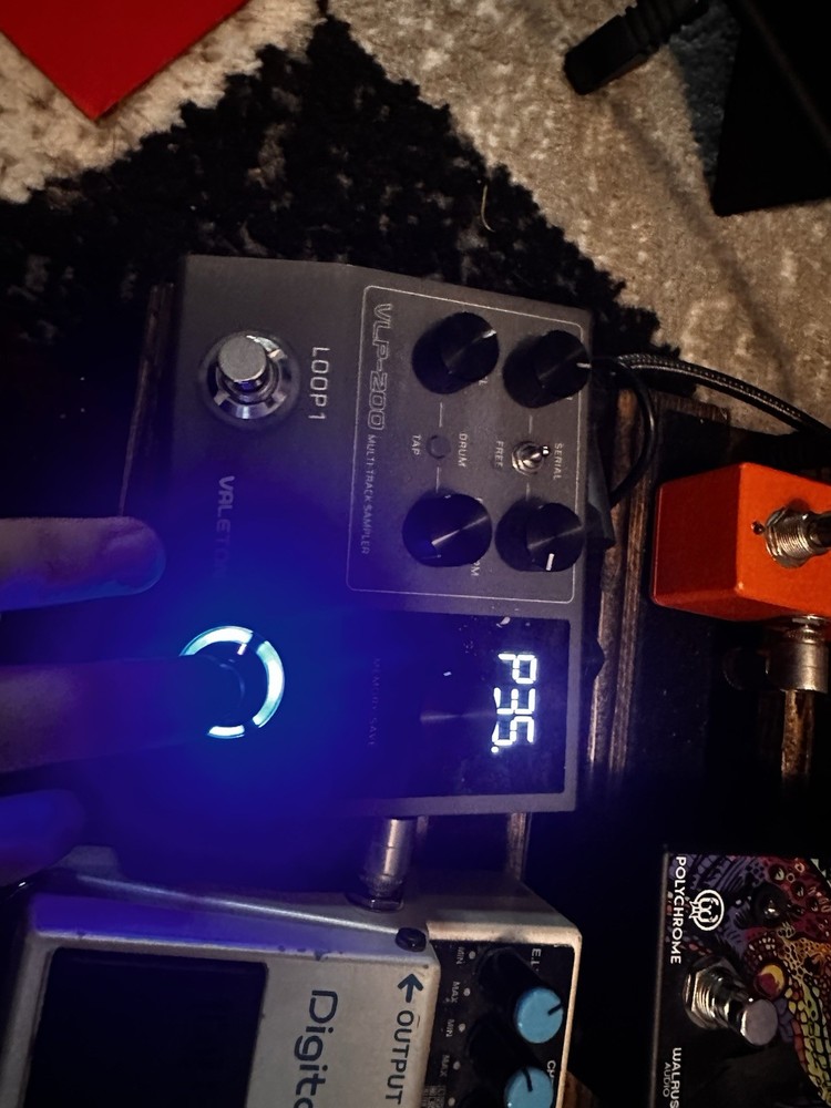 Valeton VLP-200 Multi-Track Sampler Looper Effects Pedal