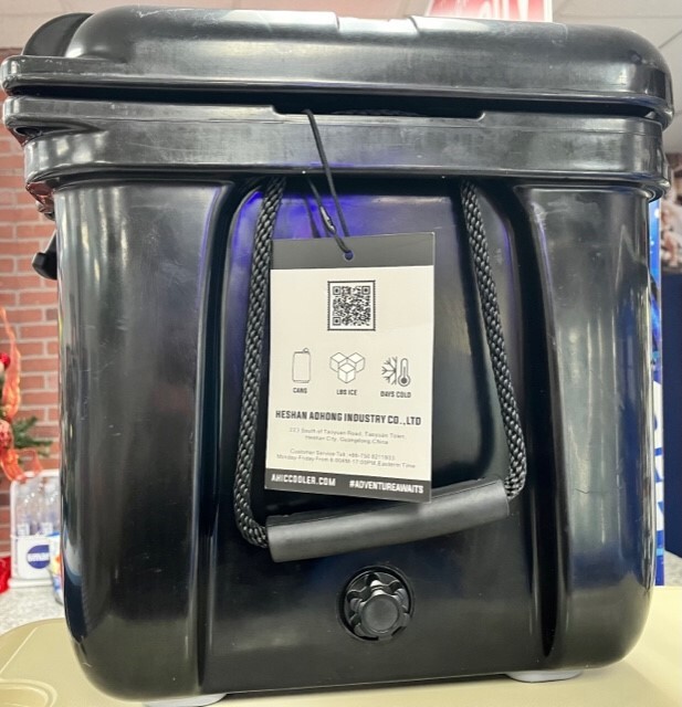 47 Quart Hard Cooler Box with Built-In Bluetooth Speakers