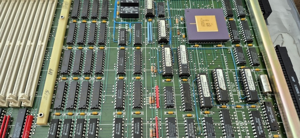 SGI Silicon Graphics IRIS 4D 030-0117-001 MC2 Memory Board ,LAST ONE , UNTESTED