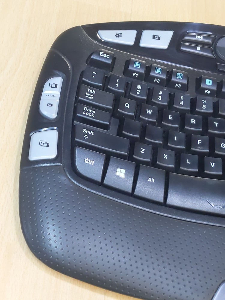 Logitech Wireless Wave Keyboard K350 & Mouse Set + M310 Mouse + USB Dongle D