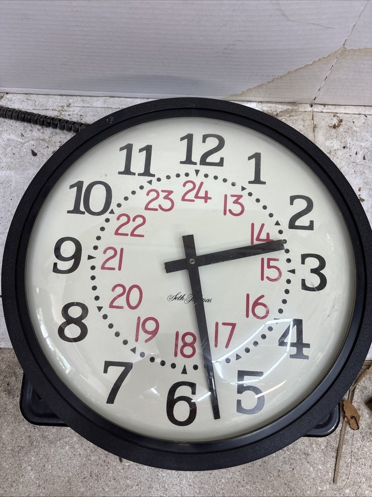 Seth Thomas Wall Clock w/ Military Time Dial – Quartz, Model 1143