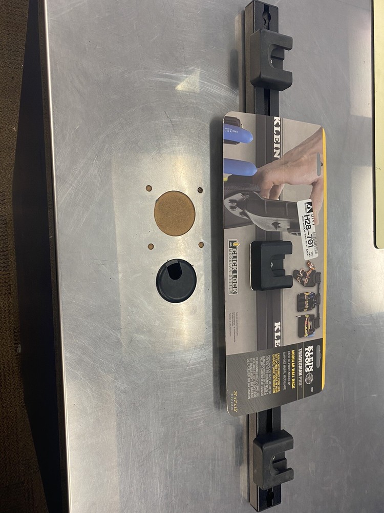 Klein 55921 Modular Wall Rack