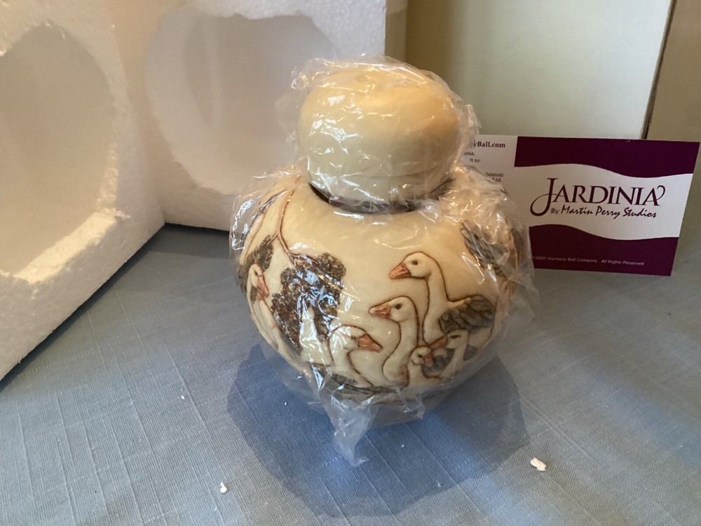 Harmony Ball Jardinia Cache Pot ‘In A Gaggle’ NIB