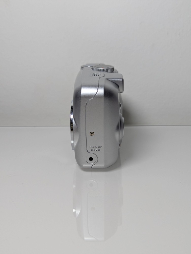 Kodak EasyShare CX7430 4.0MP Digital Camera (Tested Working)