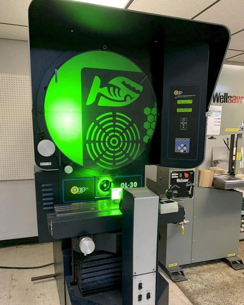 30" OGP (Optical Gaging Products) Model QL30 Optical Comparator & Measuring Mach