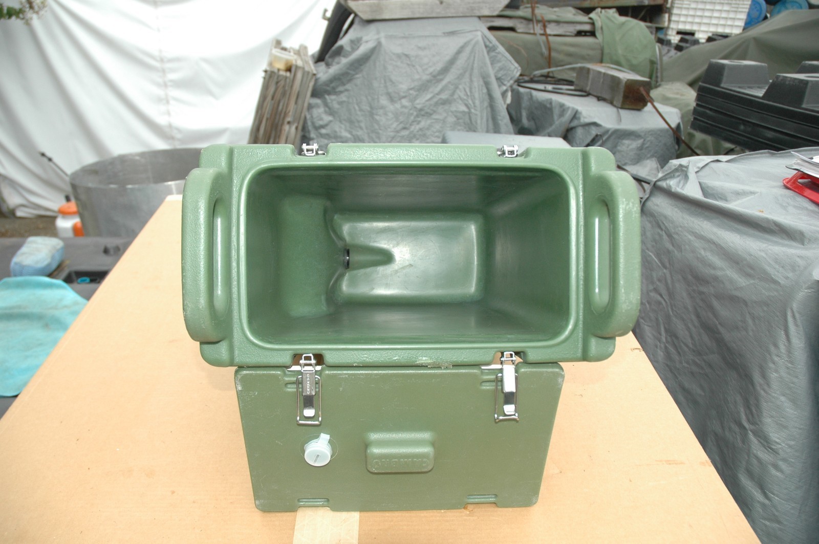 Cambro drinking/beverage container 500LCD