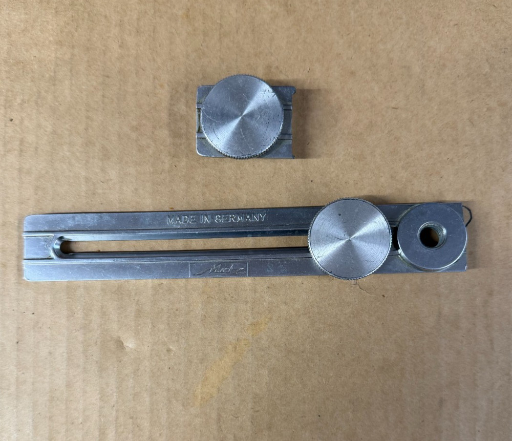 METZ Camera Flash Mount Bracket - Silver Color