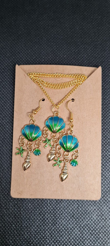 Necklace And Earring Set