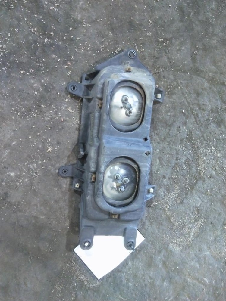For 2005 GMC T7500 HEADLIGHT Left , OH