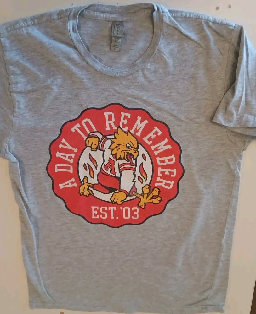 A DAY TO REMEMBER Small Tee Shirt