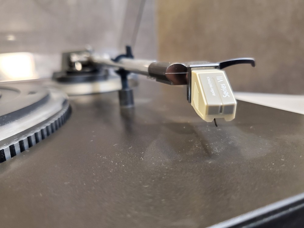 TECHNICS SL-QD33 Stereo Turntable, Quartz Direct Drive Automatic, Tested Working