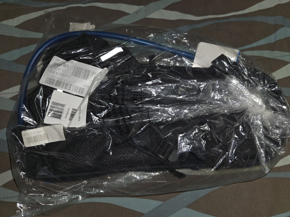 Camelbak Hydration Pack 70 oz (2L) New