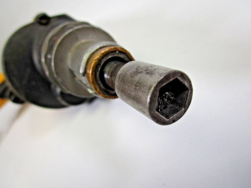 DeWalt DW260 VSR Depth Sensitive Deck / Drywall Screwdriver Tool