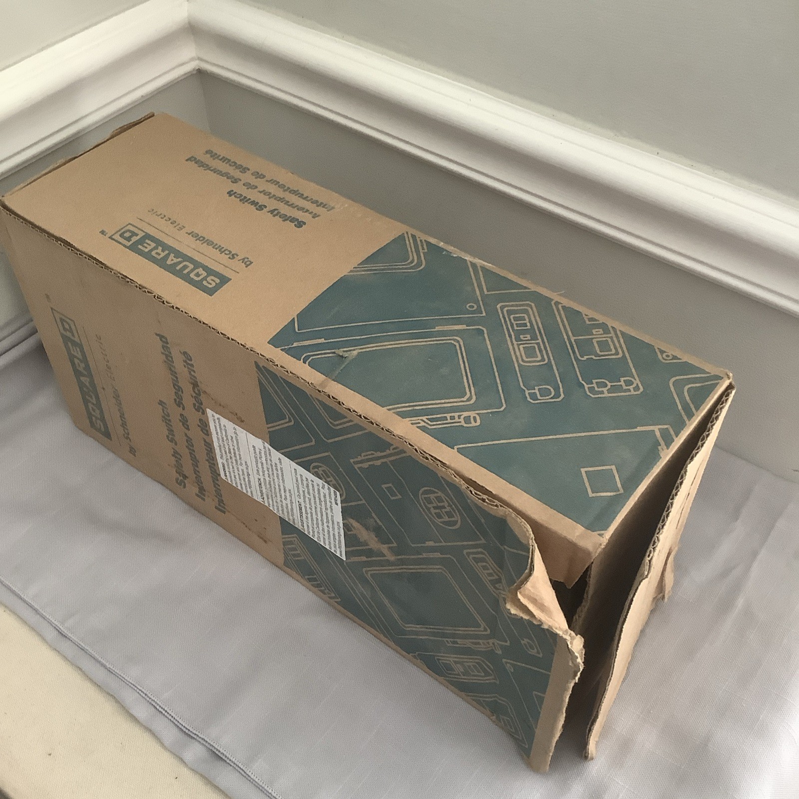 Schneider SQUARE D HU361RB Heavy Duty Safety Switch 30A 600V~