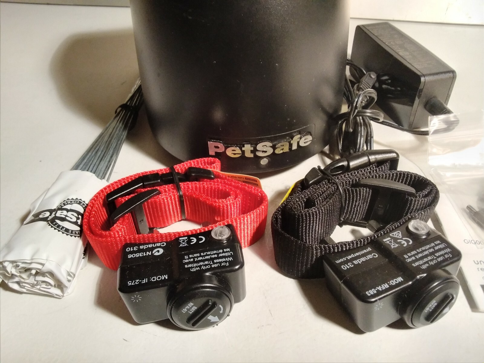 PETSAFE WIRELESS FENCE SYSTEM. READ 210' DIA.