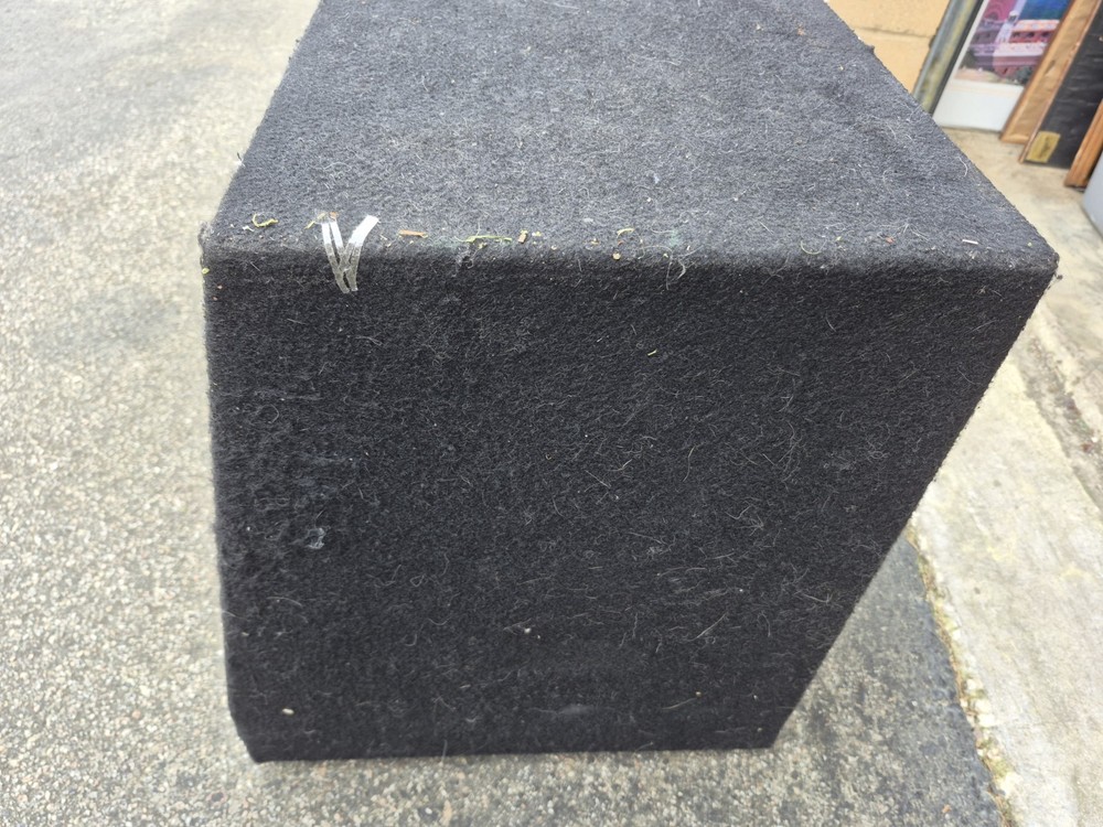 8 Space Carpeted DJ Music Studio Equipment Rack Unit Case