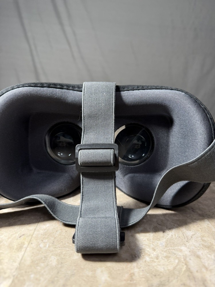 OTVO Pro VR Virtual Reality Headset For Nintendo Switch.