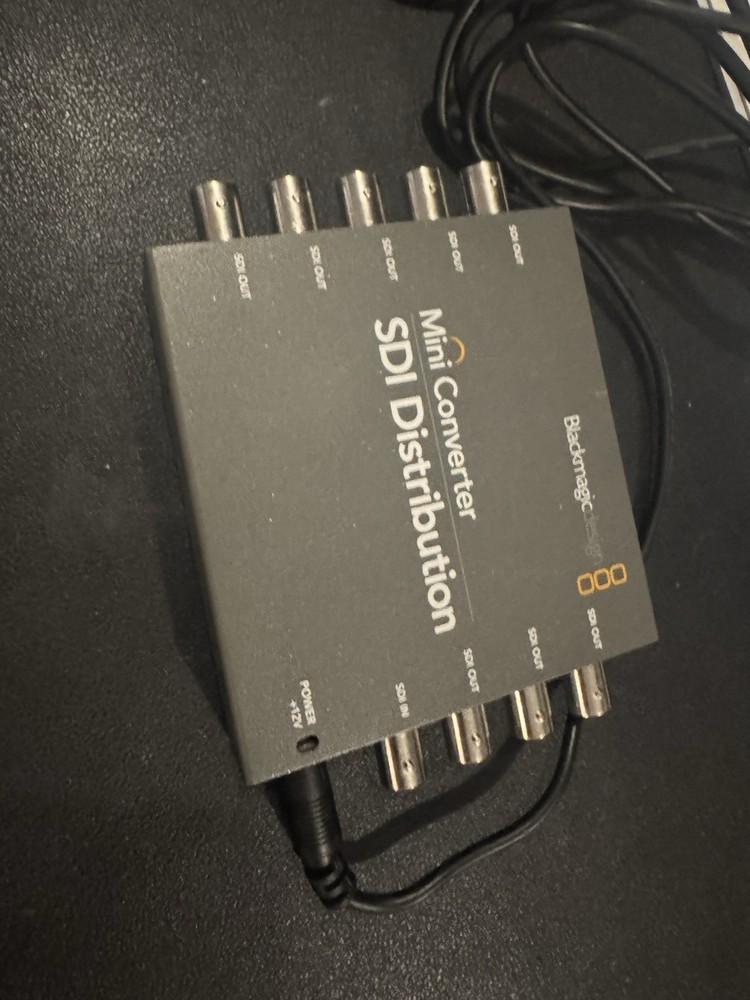 Blackmagic Design Mini Converter SDI Distribution (with POWER SUPPLY)