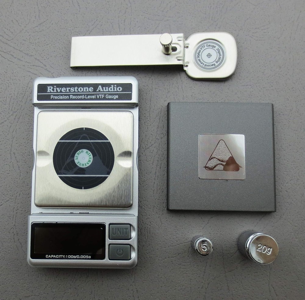 Riverstone Audio Precision Record Level Digital Turntable Stylus Force silver