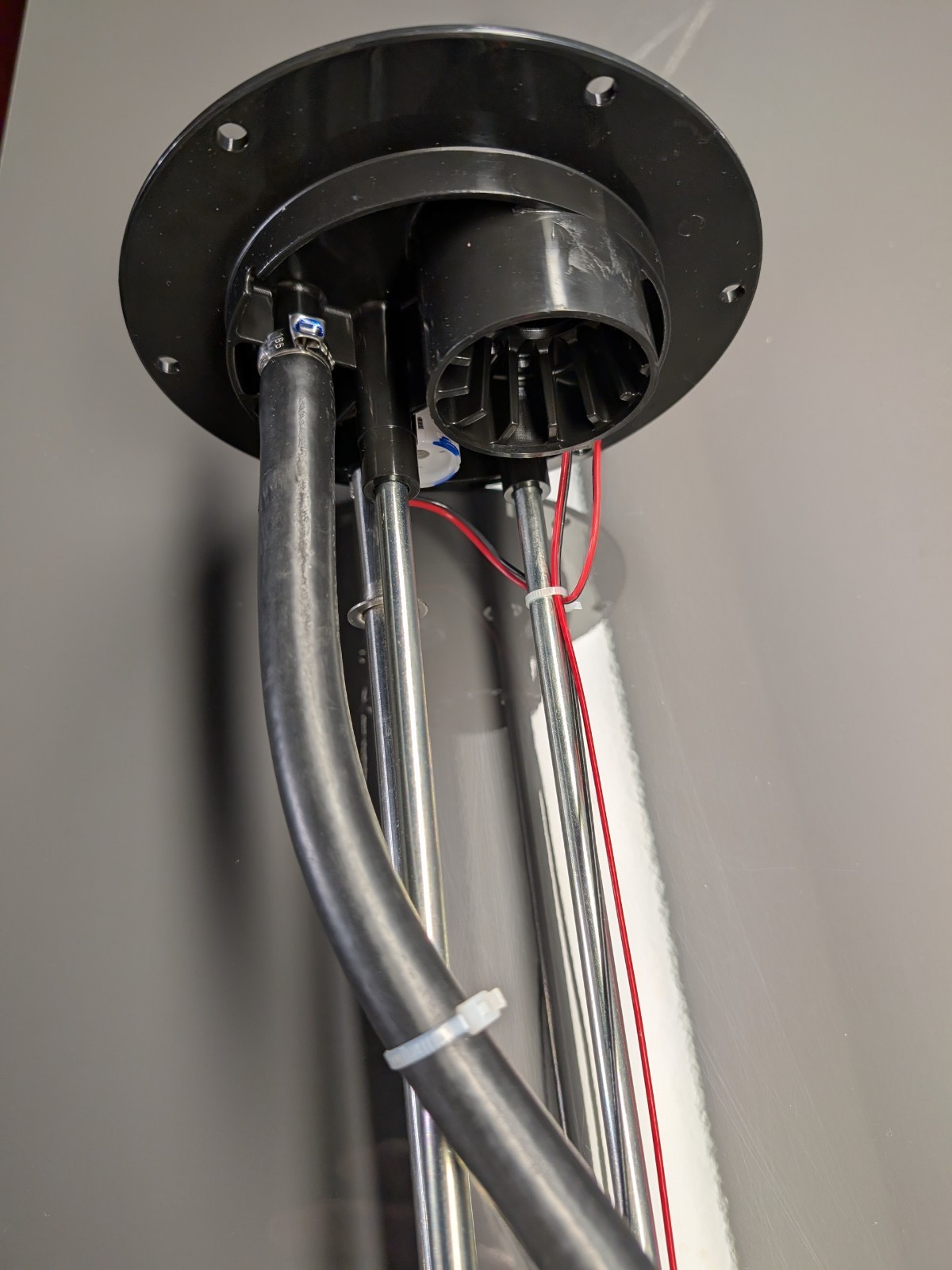 NEW 2002-2006 Harley Davidson VRSC VRod V-Rod Complete Fuel Pump Assembly