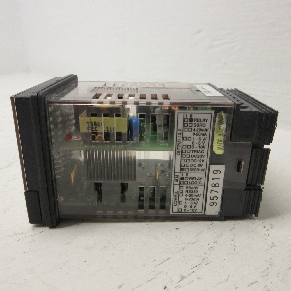 intelliTRACE CD9300ZA Temperature Controller Digital 4 Digit Display CD93OOZA