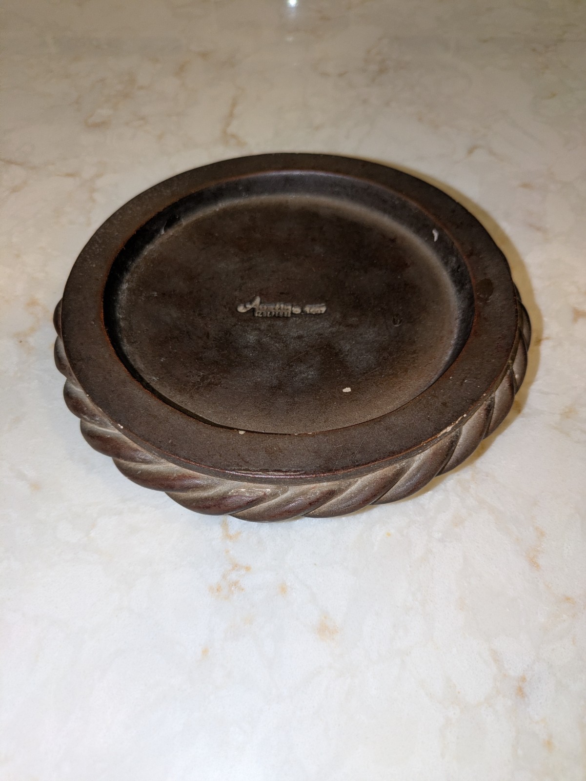 AUSTIN PRODUCTIONS SCULPTURE 4.5" Rope Plate Candle Display (Brown Pottery)