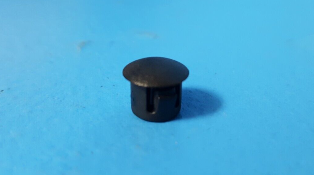 ( 100 PCS) LOCKING HOLE PLUG, 62MP0312, MICRO PLASTICS INC,