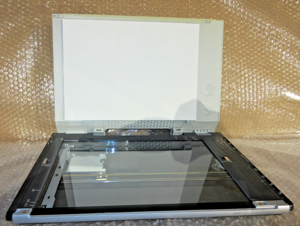 Canon CanoScan LiDE600F Flatbed Scanner