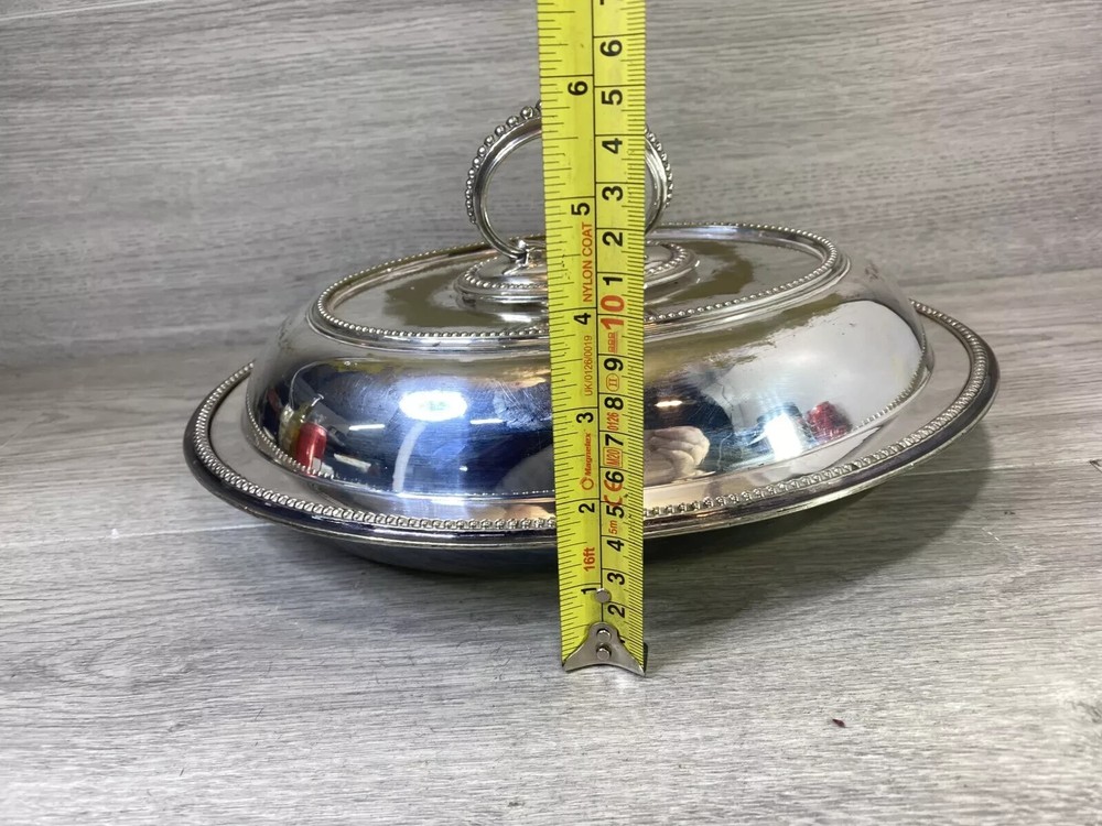 Victorian walker & hall silver Plated Serving Dish with Lid sheffield