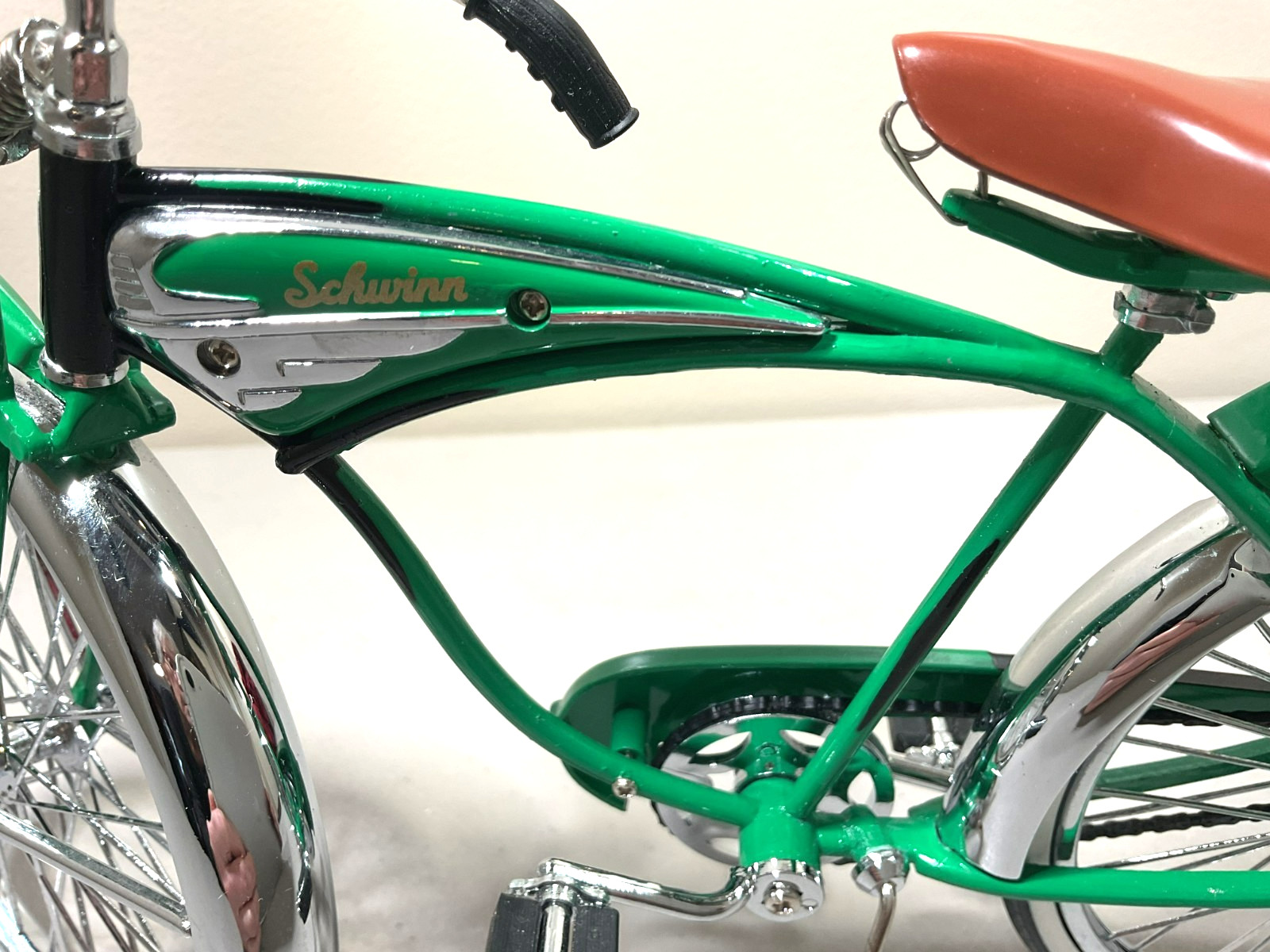 Schwinn Phantom bicycle, Die-cast Metal, 1:6 Scale, Green Enamel Finish, Nice!