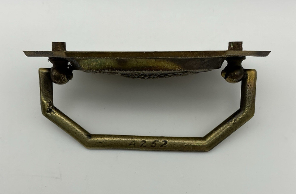 Hepplewhite Octagon Brass Single Drawer Pull Grapes & Vine/Leaves Design A 252