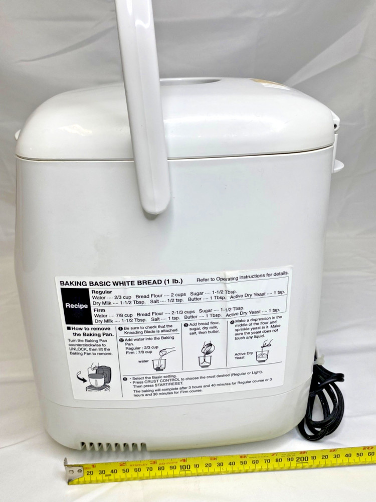 Zojirushi BB-HAC10 Home Bakery 1-Pound-Loaf Programmable Mini Breadmaker