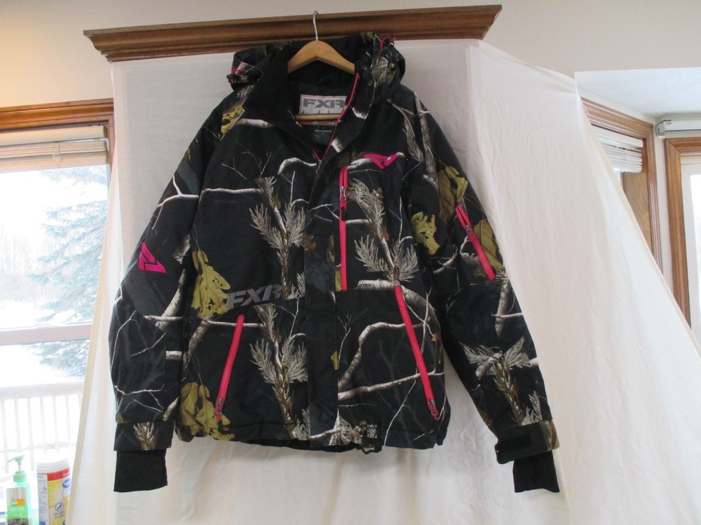 FXR Snowmobile Fresh Jacket Women’s Size 12 Real Tree Patterned