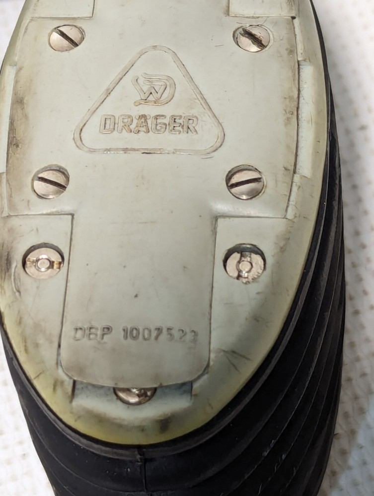 Drager gas detection test pump with case and analyzer tubes as pictured