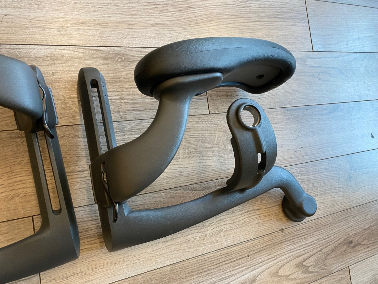 OEM Herman Miller Aeron Chair Swing Arm Left and Right Set Armrest Pads included
