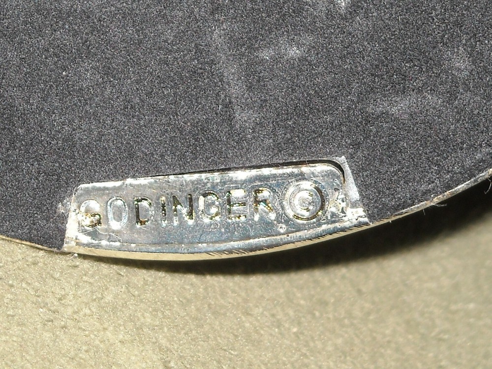 American silversmiths collection Godinger silver art candlestick holders in case