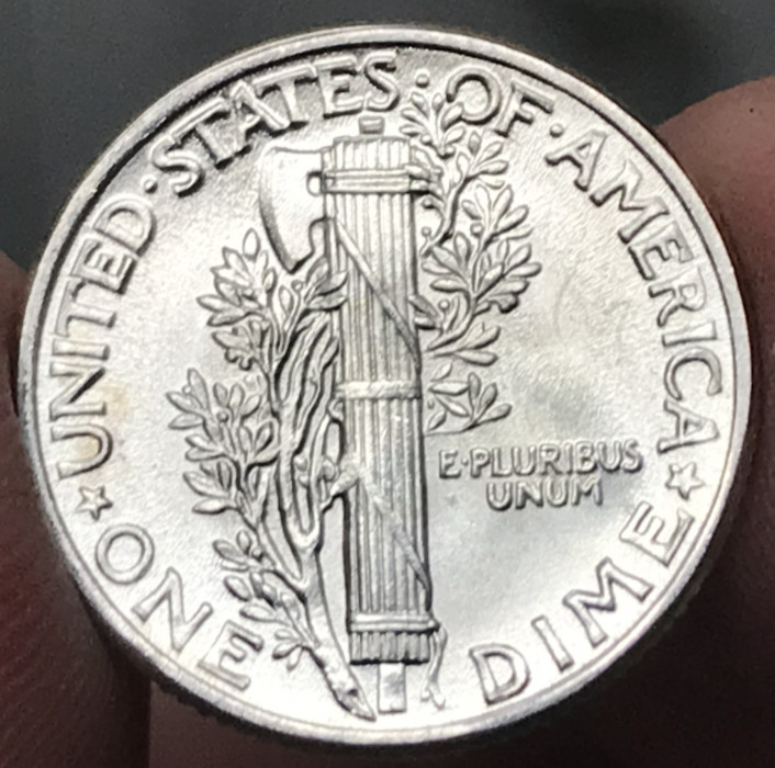1940 10C Silver Mercury Dime Uncirculated