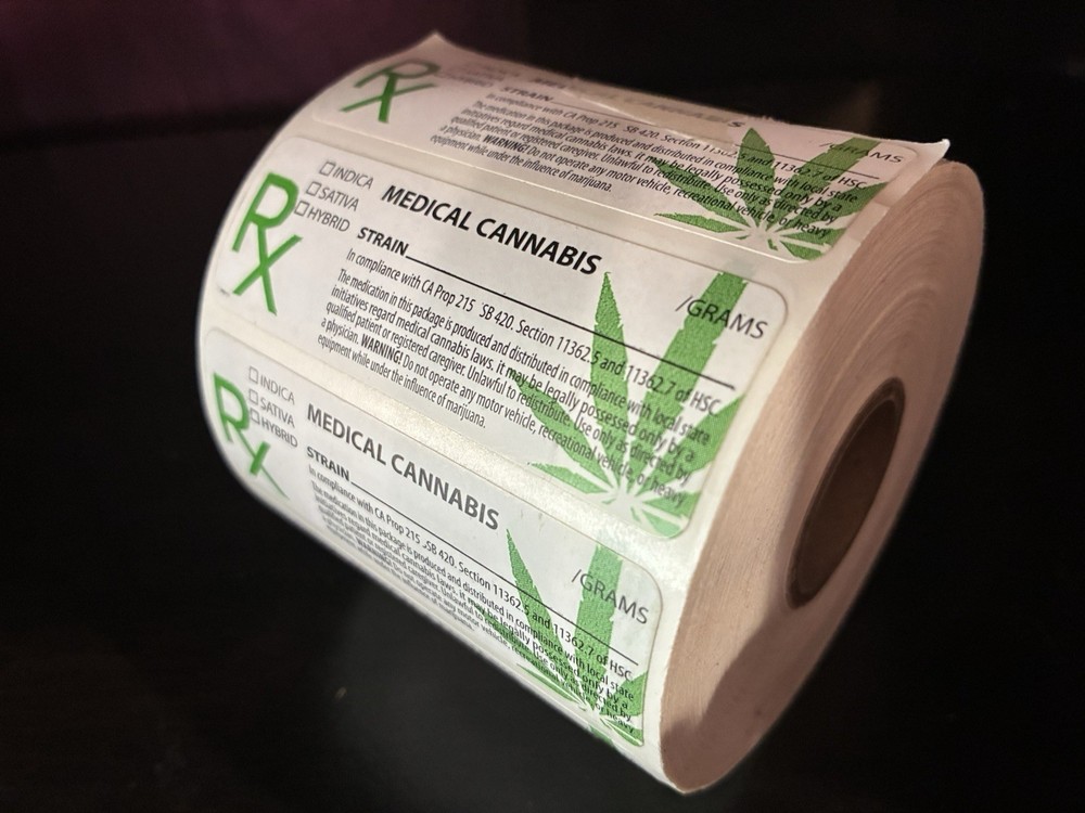 50 State Compliant Cannabis warning Labels 1000/Roll