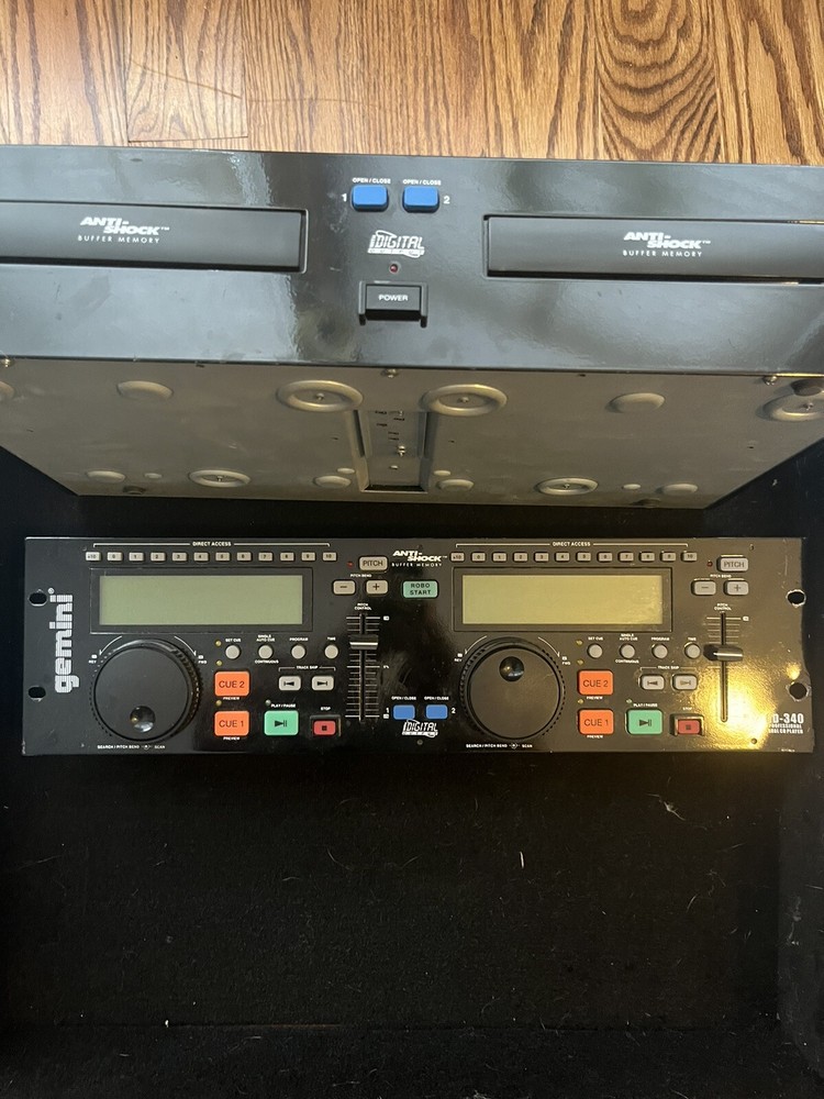 Gemini CD-340 Anti-Shock Buffer Memory Professional Dual CD player